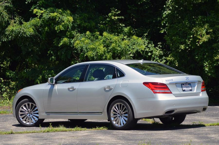  Hyundai Equus 2014 года  (фото 3 из 47)